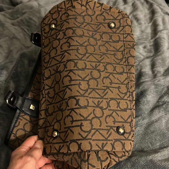 ๐๐ฎ๐น๐๐ถ๐ป ๐๐น๐ฒ๐ถ๐ป ๐ฉ๐ถ๐ป๐๐ฎ๐ด๐ฒ ๐ต๐ฎ๐ป๐ฑ๐ฏ๐ฎ๐ด - Picture 8 of 13